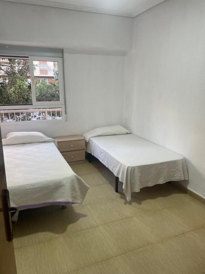 Habitacion Privada Workstay Валенсия Экстерьер фото
